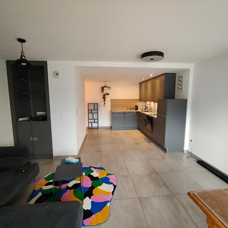 Appartement Moderne Tout Equipe 생루이 외부 사진